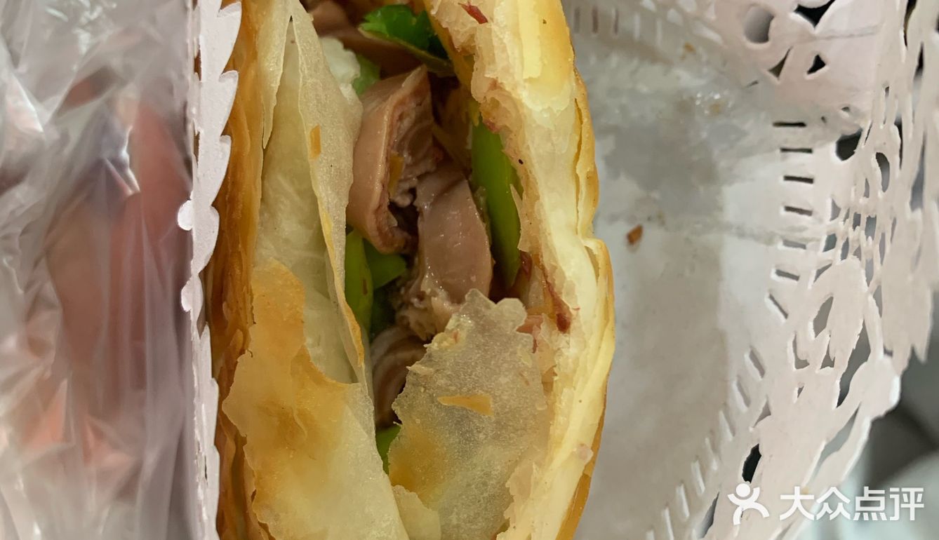 人济山庄门口的驴火店