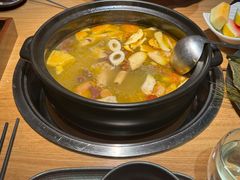 -一朵菌·野生菌探索家火锅(南亚店)
