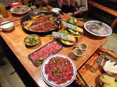 -周小明火锅(黑金冠社区店)