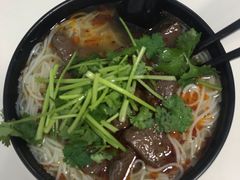 -一品郑记重庆牛肉米线馆(东泰路店)