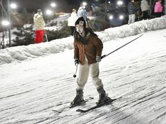 -采薇庄园四季滑雪场