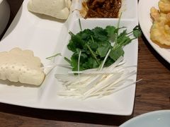 京酱肉丝夹-北李妈妈菜·虾爬子大锅贴(贵和店)