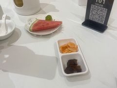 -明何记涮牛肚(品牌首店隋唐植物园南门古城路店)
