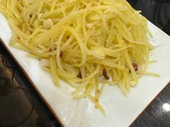 -清真磊磊烧烤老店(饮虎池街34号店)