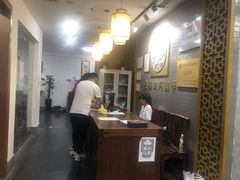 -秦汉胡同书法国画古筝围棋书院(漕宝日月光分馆)