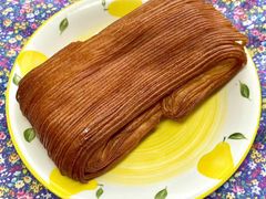 瑞士榛子可颂-LANLIZI BAKERY(COSMO店)