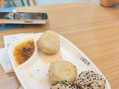 -小杨生煎(白玉兰广场店)