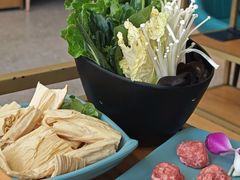 -三个椰子·现砍椰子鸡(金源CBD店)