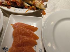 -四海一家自助餐(益田假日广场店)