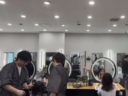 -藤野造型烫染·漂发