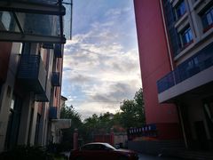 -上海市工商外国语学校