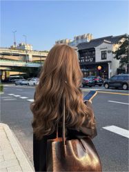 -十六番发型师事务所