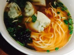 -弄堂小笼包(西青中北永旺购物中心店)