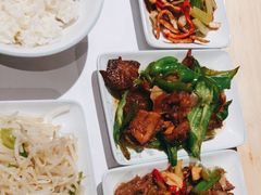 -老乡鸡(上海白玉兰广场店)