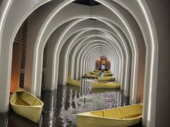 -涨巢·潮玩水疗局