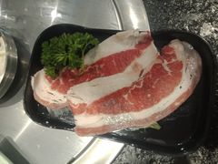 涮薄片牛五花-烤路里·韩国品质自助烤肉(石路天虹4号店)