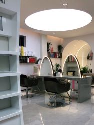 -吉艺心专业美发造型