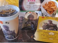-麦当劳(龙洞店)
