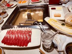 -海底捞火锅鲜切牛肉主题店(长寿路店)
