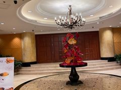 -深圳富苑皇冠假日套房酒店