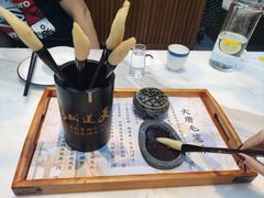 -唐猫庭院·千年陕菜(大唐不夜城店)