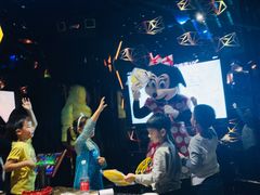 包房-乐圣量贩KTV自助餐(崇文店)