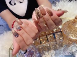 -沫儿·美甲美睫·半永久·皮肤管理