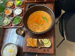 -银米·云南传统过桥米线(双廊黑金冠店)