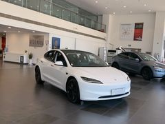 -TESLA 特斯拉(北京南四环中路特斯拉中心)