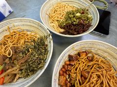 -梅溪·小伙子干挑面(安吉总店)
