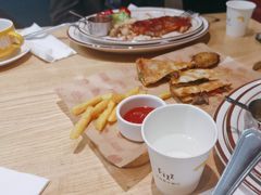 -菲滋意式餐厅(临平万达店)