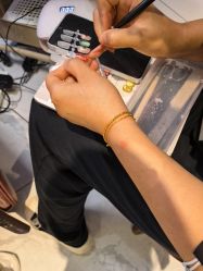 -爱空间美睫健康美甲