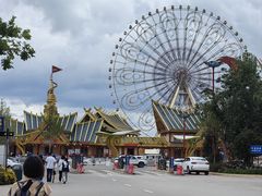 -七彩云南欢乐世界