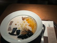 娟珊大满贯-RUXU入续糖水铺与包(卓悦中心店)