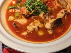 -魏铭鱼头捞饭(晋阳路店)