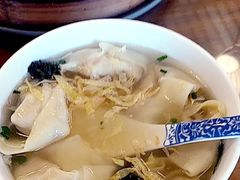 一两开洋-笑来喜馄饨小笼工坊店(湖滨街店)