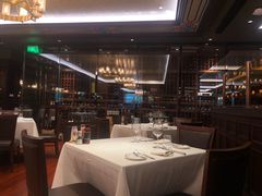 大堂-Wolfgang’s Steakhouse 沃夫冈牛排馆(上海白玉兰广场店)