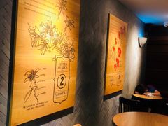 大堂-星巴克(浦东机场T2到达店)