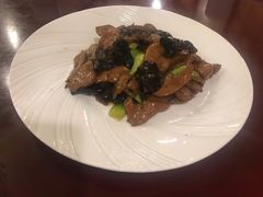 -牟传仁饭庄(星海店)