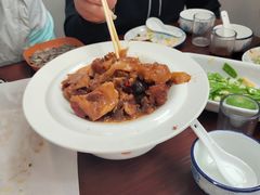 筋头巴脑-渠口周家肉饼