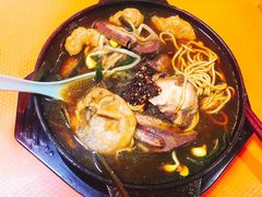 全家福砂锅-老新隆牛肉锅贴(新街口店)