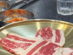 -臻牛烤肉