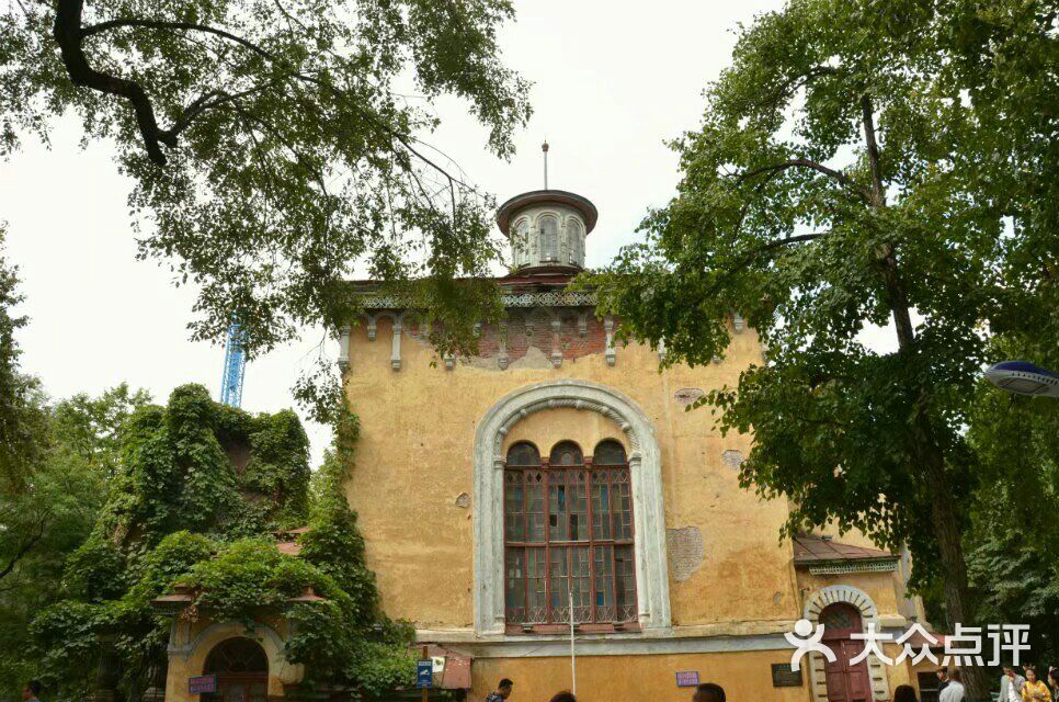 哈尔滨圣母安息教堂图片