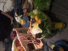 -湊湊火锅·茶憩(打浦桥日月光店)