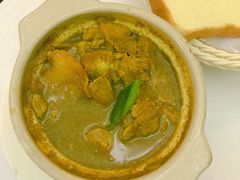 黄咖喱烩羊肉-小白桦西餐厅