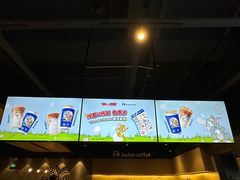 -瑞幸咖啡(新世界中心店)