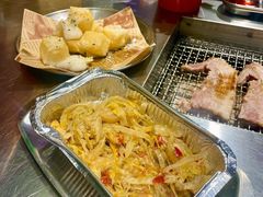 炭烤酸菜-马路牙子烧烤音乐酒馆(望京店)