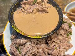 -洞庭洲·防空洞火锅·铜锅涮肉·烧烤(新百广场店)