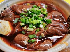 鲜血旺-杨三娘跷脚牛肉(羊子山西路店)