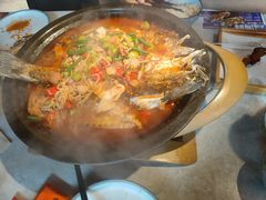 -鸣记脆皮烤鱼·海鲜烤鱼(三八广场店)